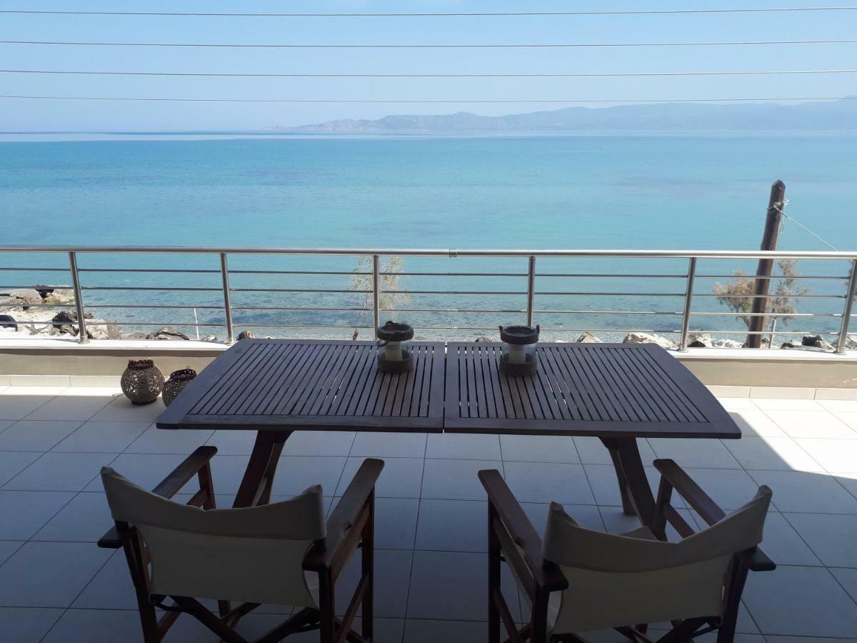 Káto Ássos Vrachati Sea Front House מראה חיצוני תמונה